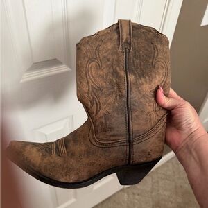 Women’s Brown Western soft suede leather cowboy boots size 10 wide $25